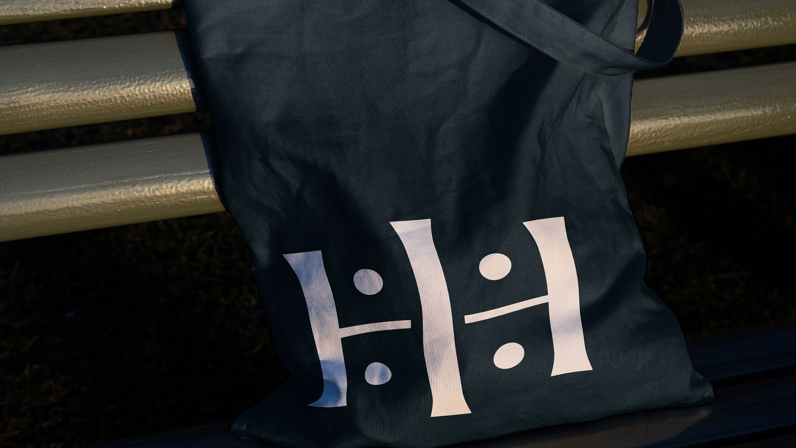 內(nèi)赫布里德品牌形象設計